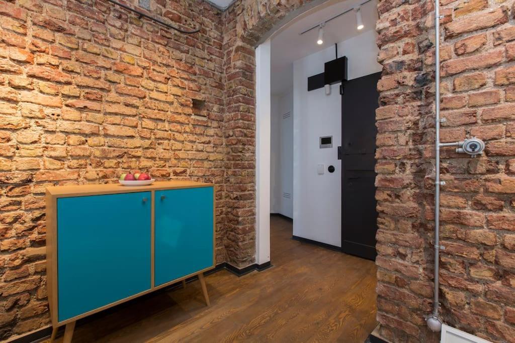 Daire Architect Jonas Generous 85 Sqm Full Of Art İstanbul